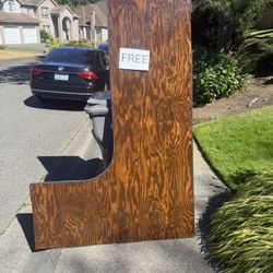 Free Desktop / scrap wood 