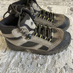 Denali Youth Hiking Boots Size 4