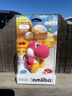 Pink Yarn Yoshi Amiibo