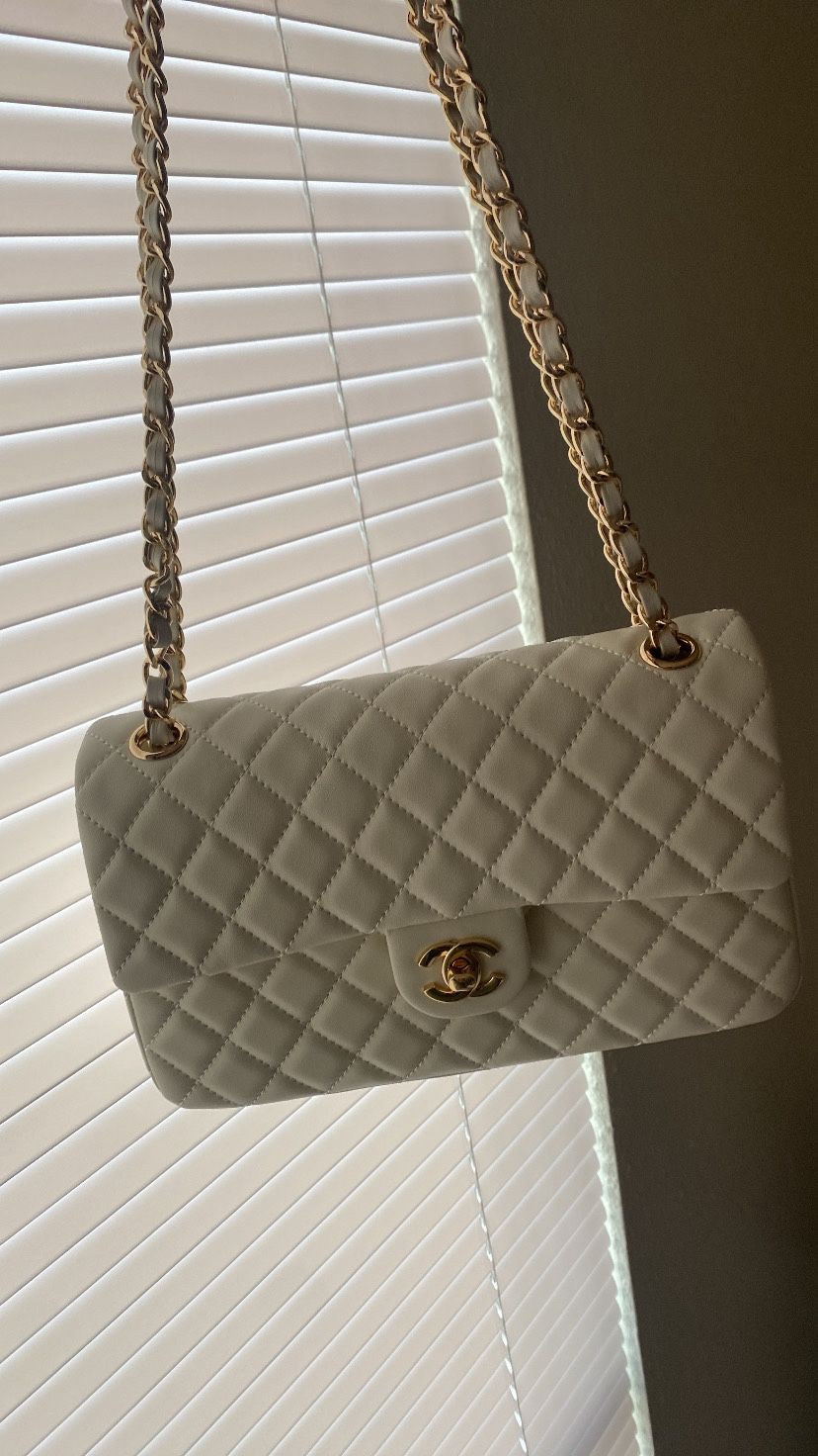 Authentic Chanel Bone Ivory White Caviar Medium Classic Double Flap Bag