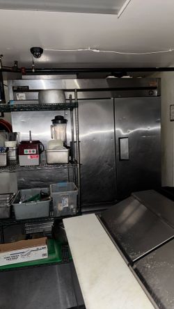 True 3 Door Reach In Refrigerator