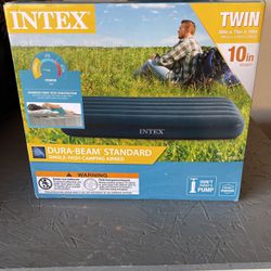 Intex 10in Standard Dura-Beam Airbed Mattress - Twin