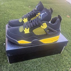 Jordan 4 Yellow Thunder 