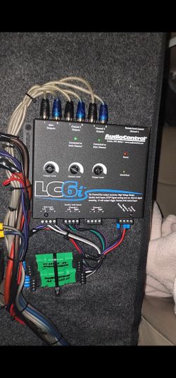 Rockford Fosgate And Boss System Amp $160