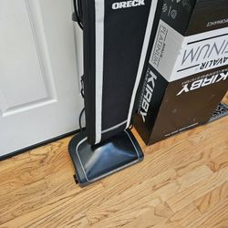 ORECK VACUUM  , WORKS EXCELLENT 