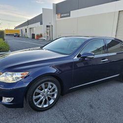 2010 LEXUS LS460