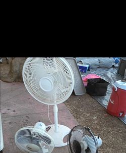 Lasko Oscillating Pedestal Fan