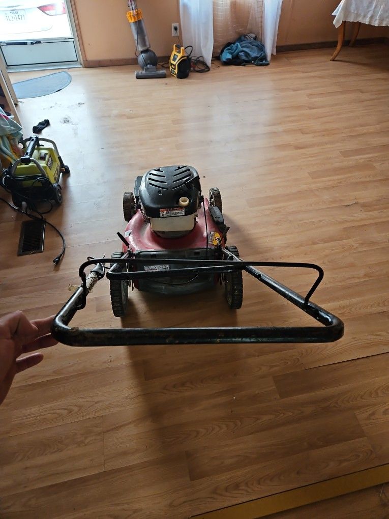 Huskee 21 Inch Lawn Mower