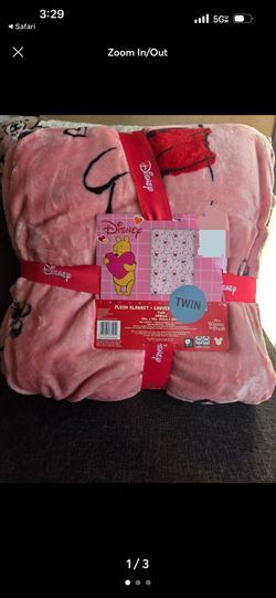 New Valentines Day Twin Size Pooh Blanket