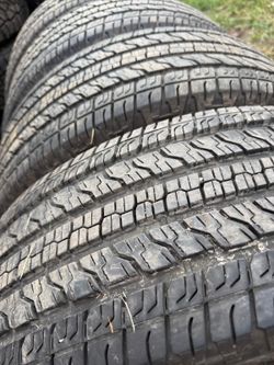 Llantas 255/65/17 Goodyear  90 % de vida