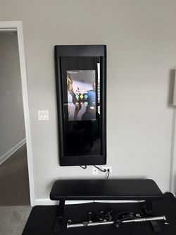 2022 Tonal Home Gym Works Well with Smart Accessories Included - Chicago, IL