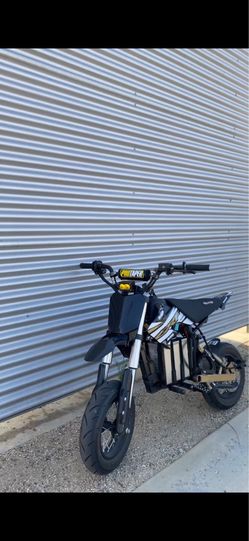 76v razor (trade)