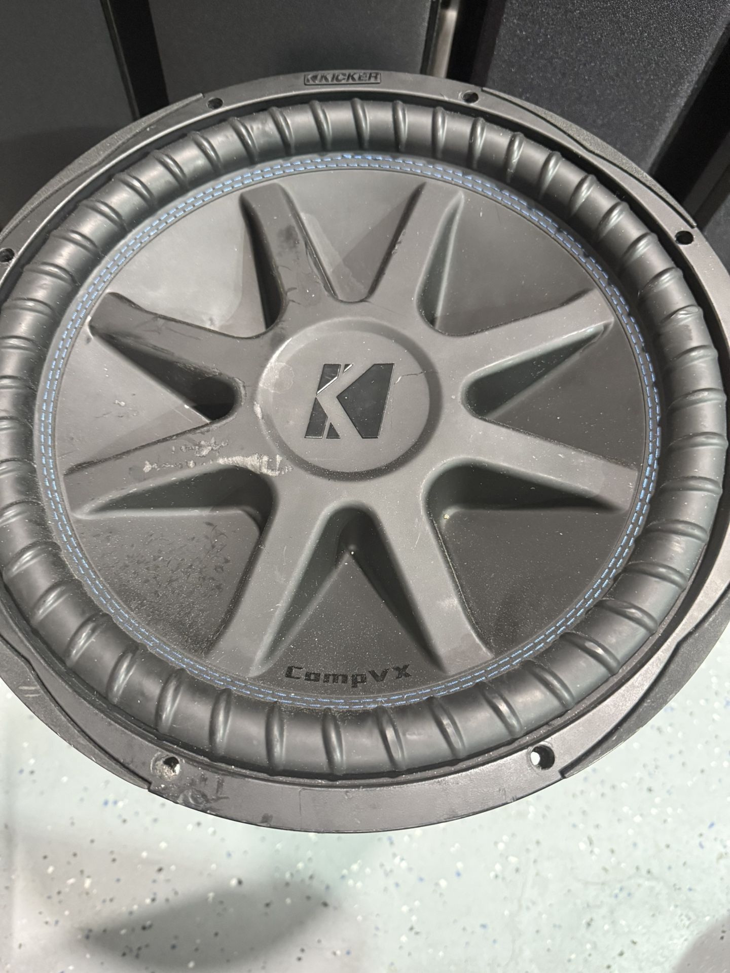 Kicker Cvx 15 Works Perfect