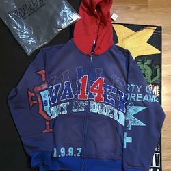Vale Forever Hoodie Medium
