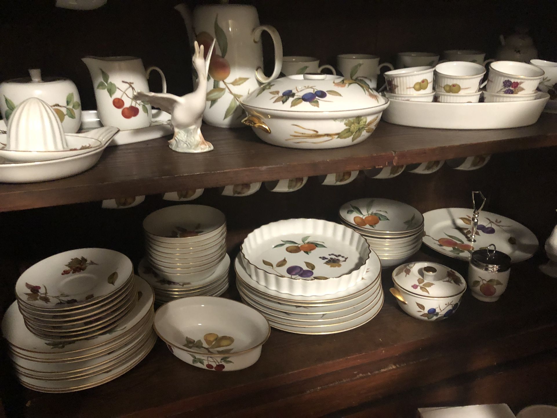 Evesham Gold Bone China Made In England