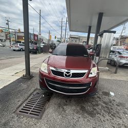 SUV 