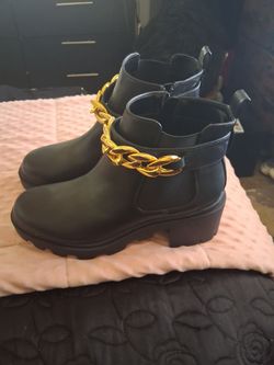 Ladies booties