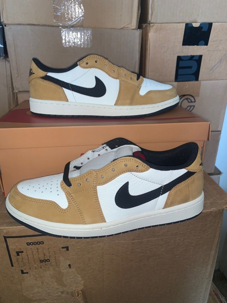 Brand New Men's Air Nike Jordan Retro 1 Low OG Rookie Of The Year Size 8.5 And Also Available In Sizes 8
