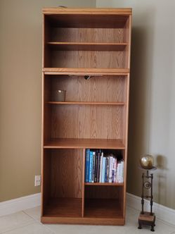 Book Case w/light