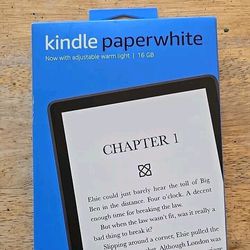 Amazon Kindle Paperwhite 11th Generation 6.8" 16GB