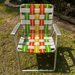 Retro 70’s folding lawn chair
