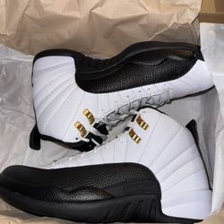 Jordan 12 Taxi Size 8.5