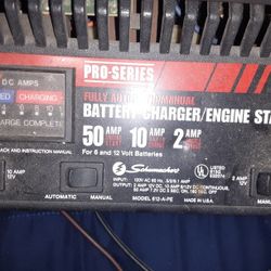 Schumacher Battery Charger Engin Starter
