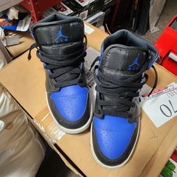 Nike Air Jordan 1 Mid Youth 4.5Y Hyper Royal Blue Black White Shoes