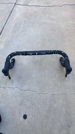 Ritchey comp handlebar with tektro brakes