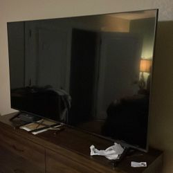LG 65" 4K UHD Smart TV (2021 Model) - Excellent Condition