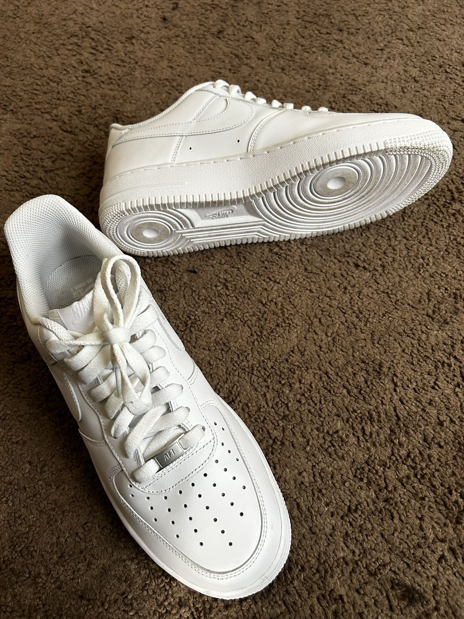 Sz 9.5 Air Force 1s