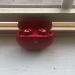 Beats Mini Pro Air pods