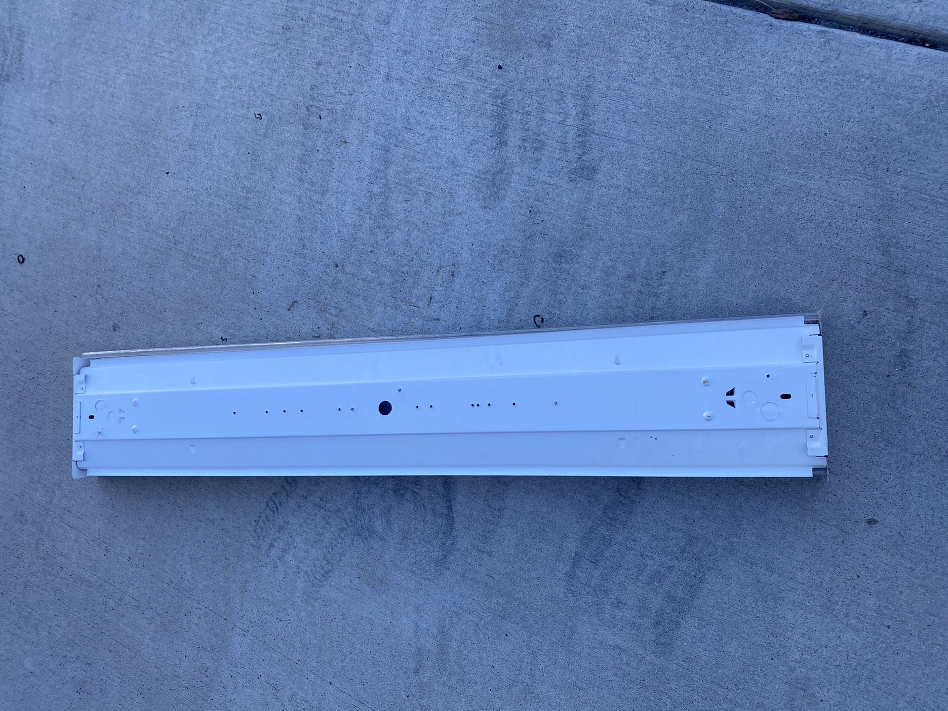 987210 kitchen fluorescent light with tube