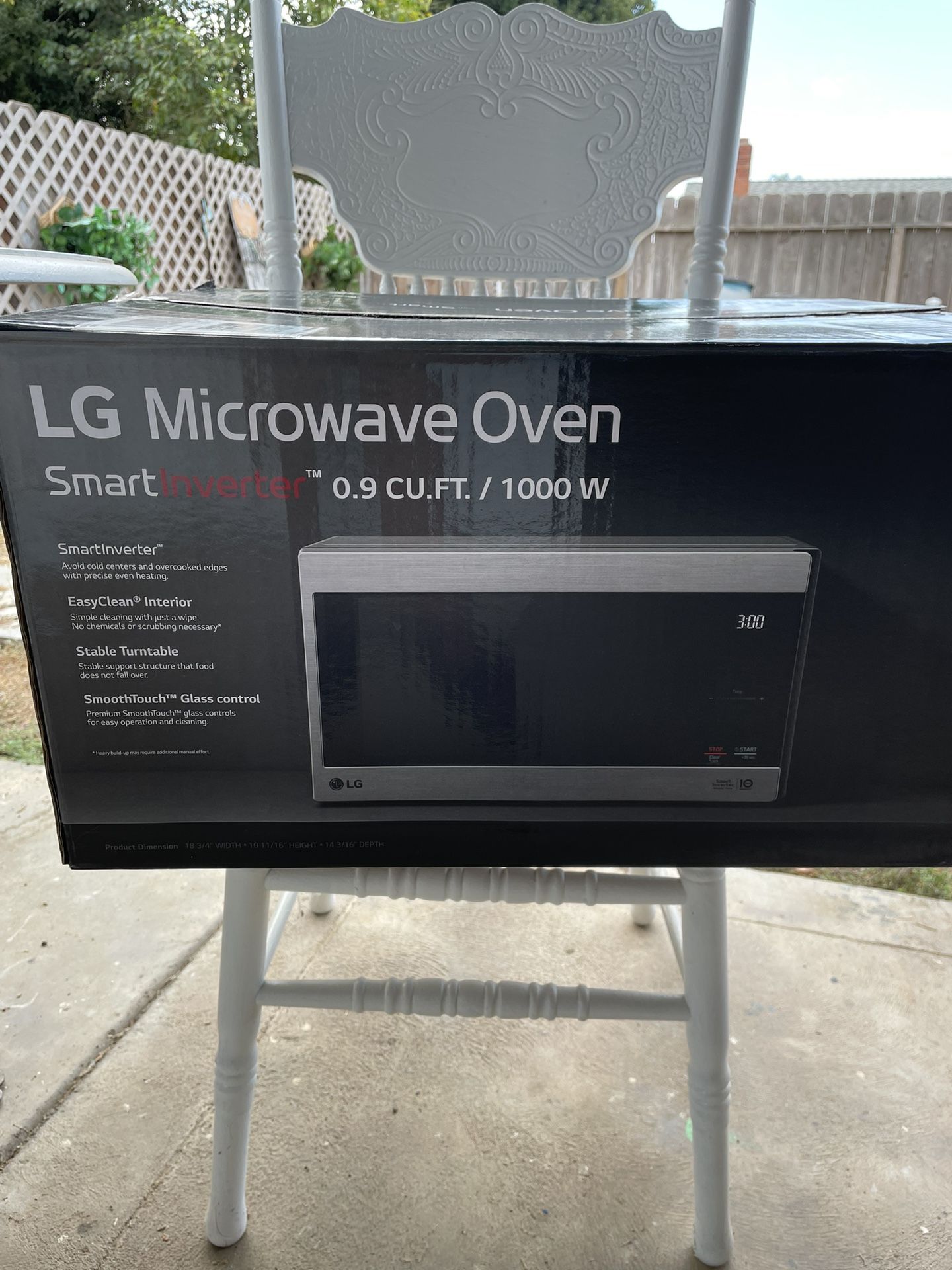 LG Microwave Oven Smart inverter 0.9 Cu. Ft./1000w- color white