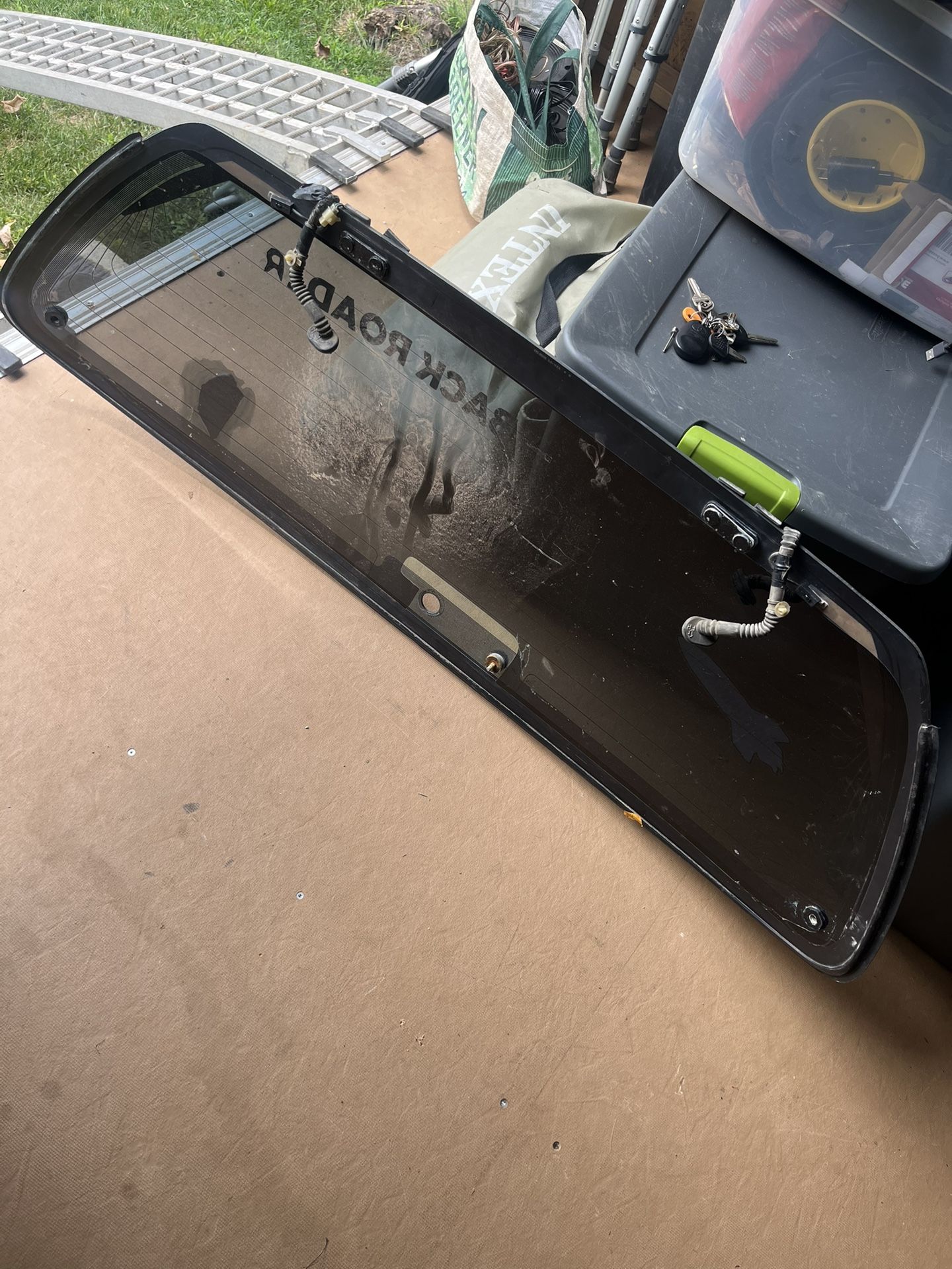 92-95 Civic Hatch Rear Glass 