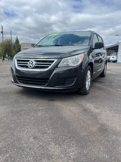 2012 Volkswagen Routan