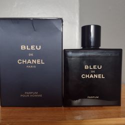 Bleu De Chanel Parfum 150ml for Sale in Posen, IL - OfferUp