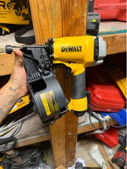 New dewalt pneumatic siding nailer