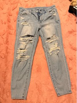 American Eagle ( size 8 ) ,  Wallflower ( size 5 ) , Cello ( size 7/28 )