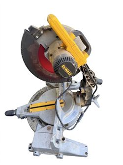 DeWalt Saw