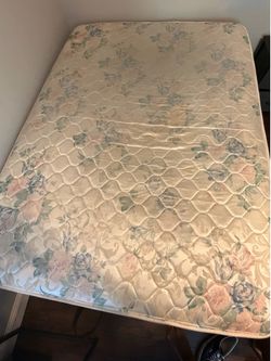 Full size bed