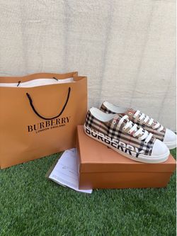 Burberry Shoes