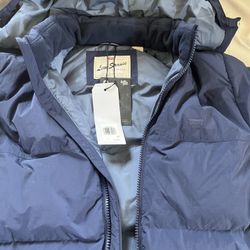 Levi’s Puffer Jacket 