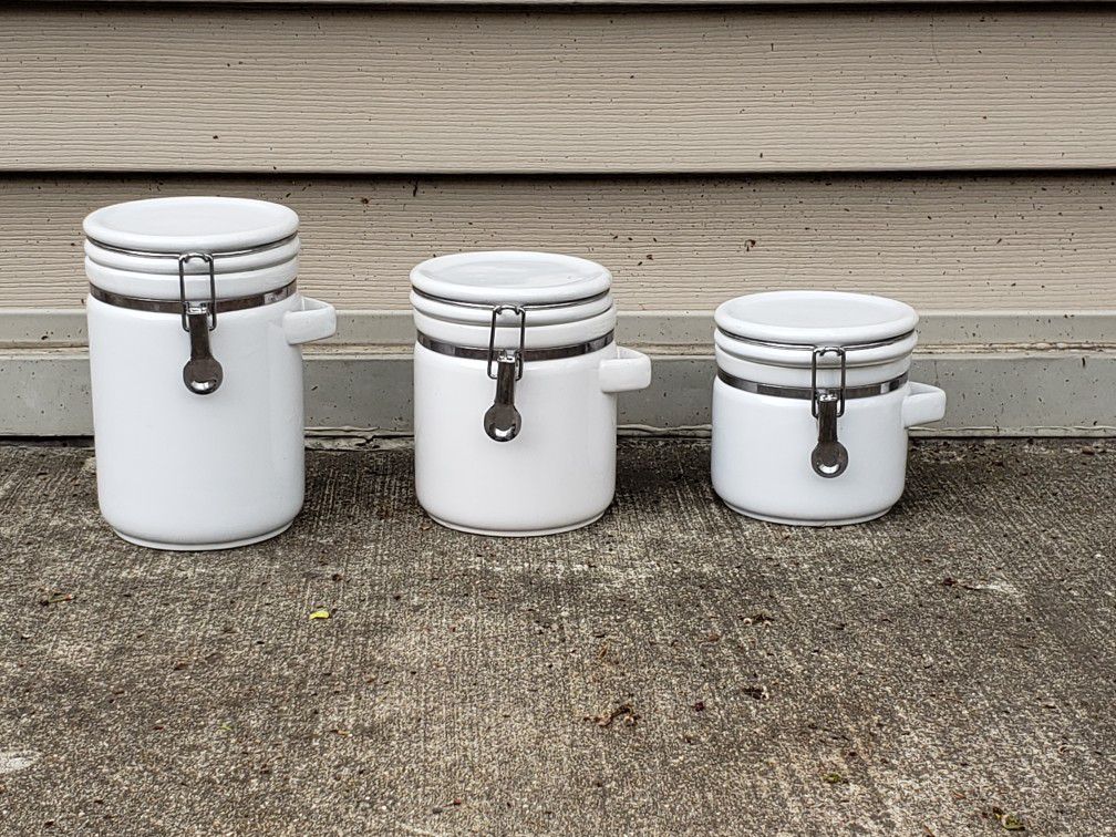 HOME Kitchen Canisters
