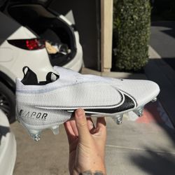 Nike Vapor Edge Cleats Size 11