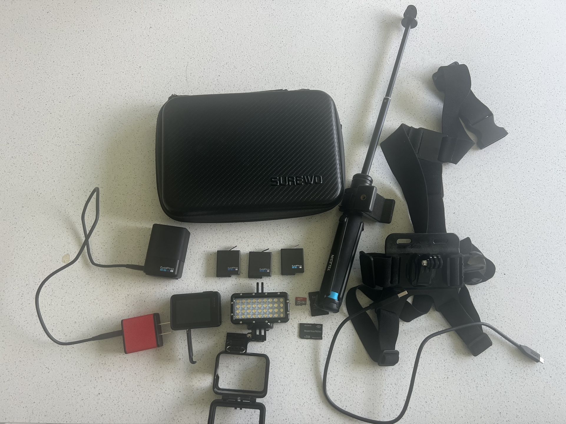 GoPro Hero Black 7 Bundle (Loxahatchee)
