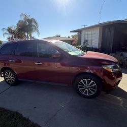 2015 Nissan Pathfinder 