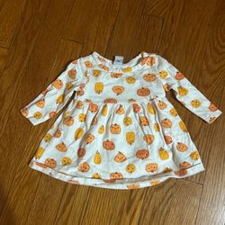 White and orange pumpkin print cotton dress #Halloween #FallFashion