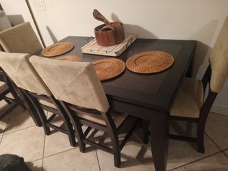 Dining Table with 4 Chairs