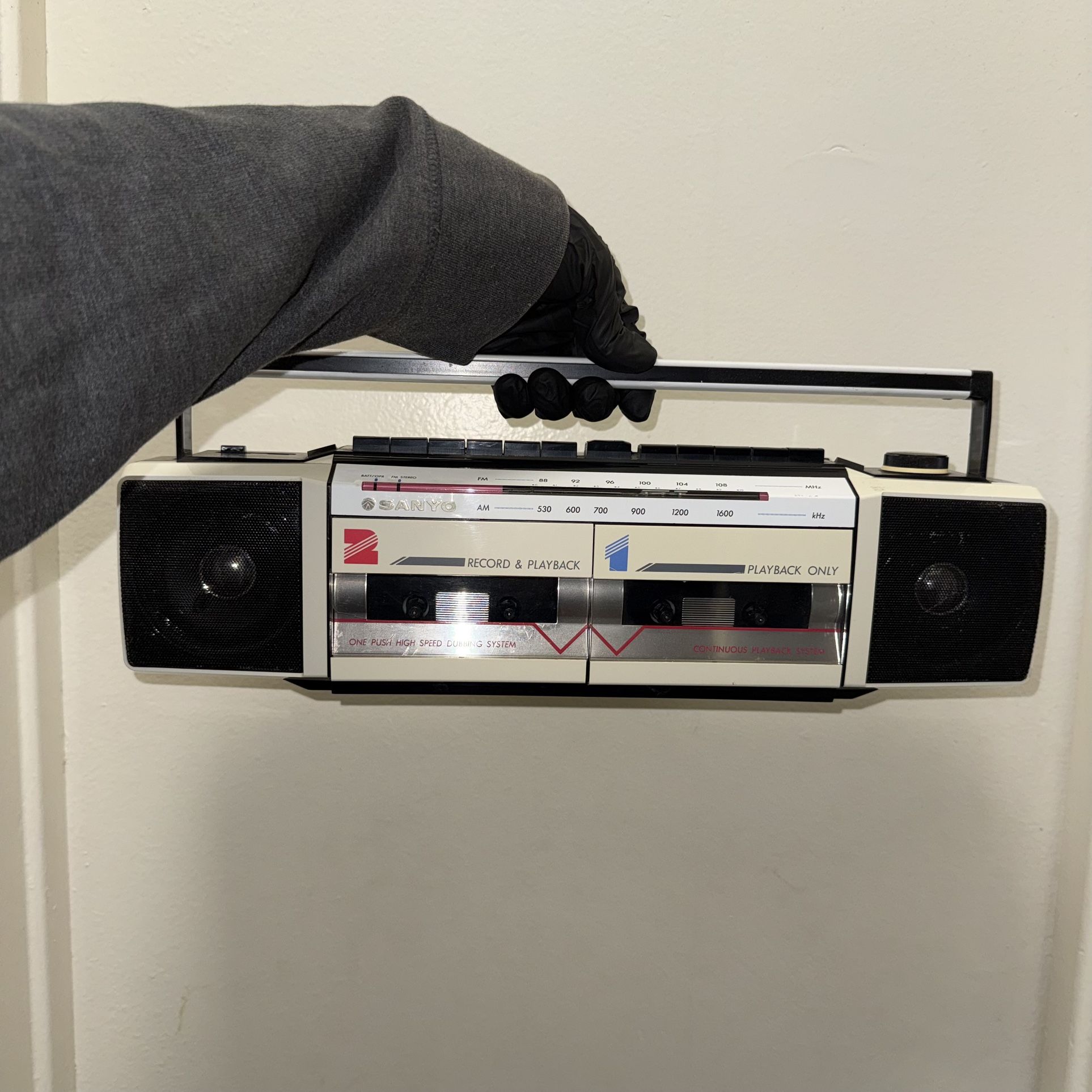 Vintage MS450 AM/FM Stereo Radio Boombox - Radio Works - Tape Deck Is Dead